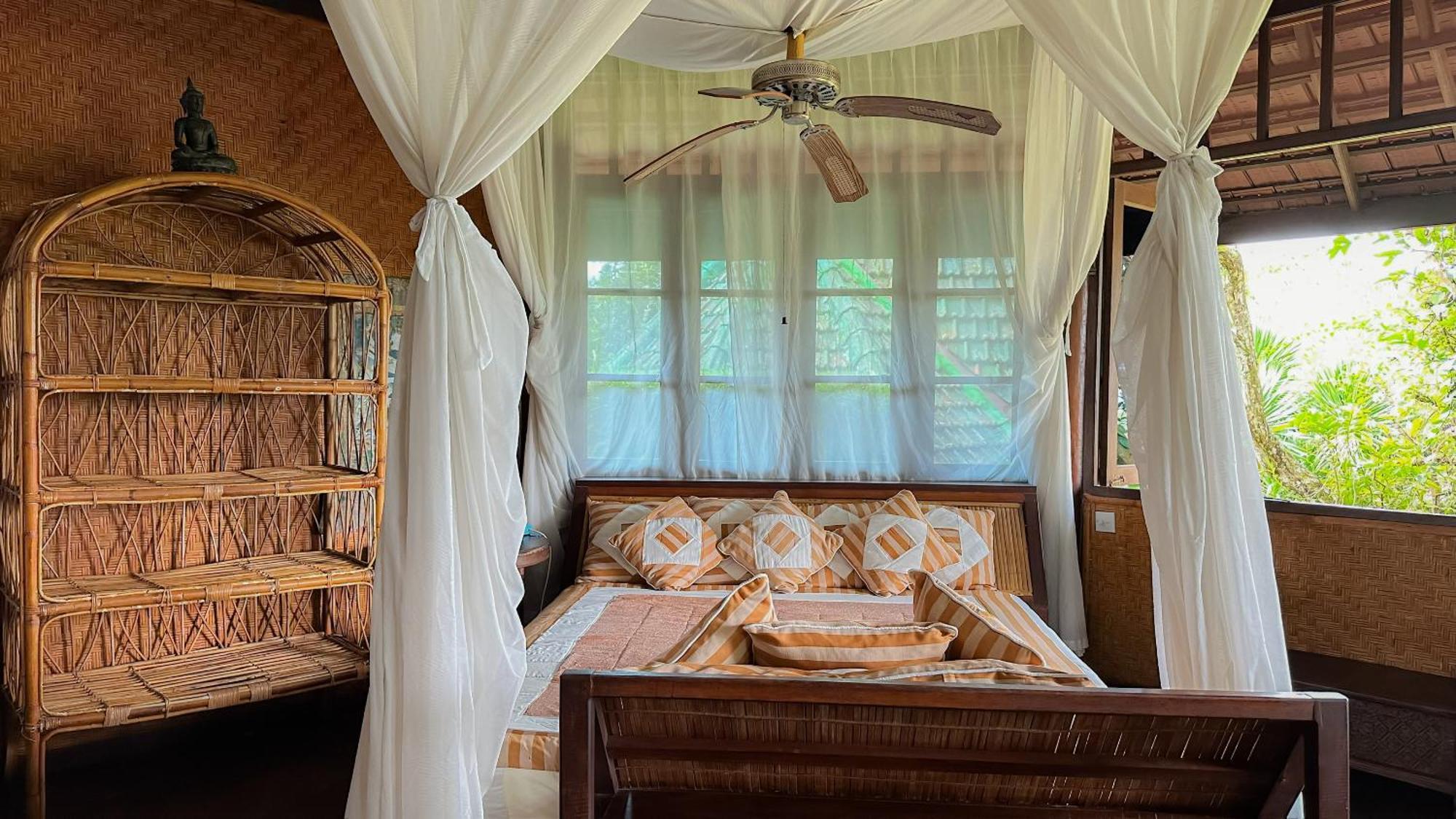 Tirtagangga Water Palace Villas 까랑아섬 외부 사진