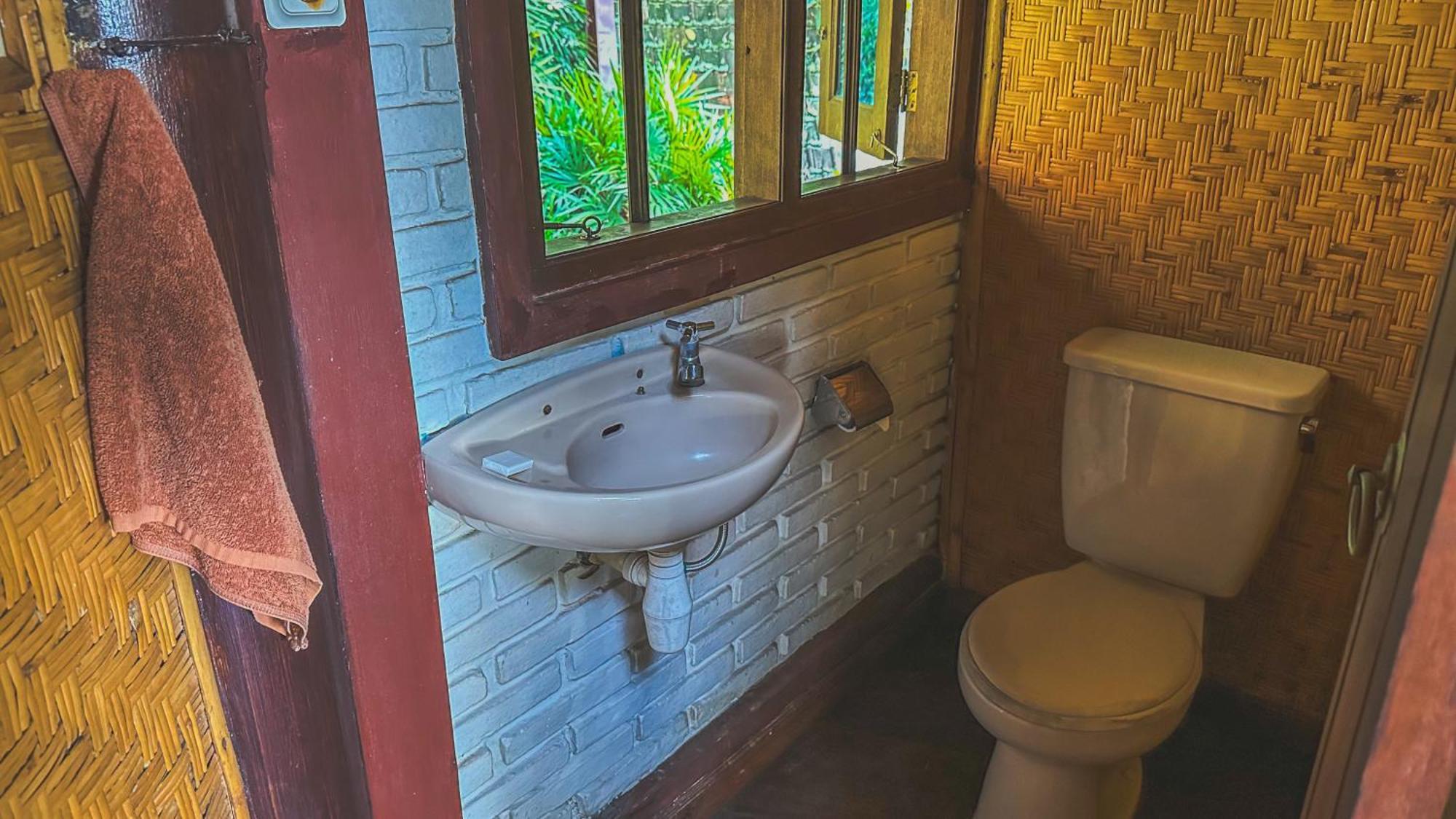Tirtagangga Water Palace Villas 까랑아섬 외부 사진