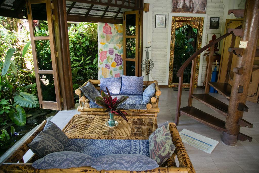 Tirtagangga Water Palace Villas 까랑아섬 외부 사진