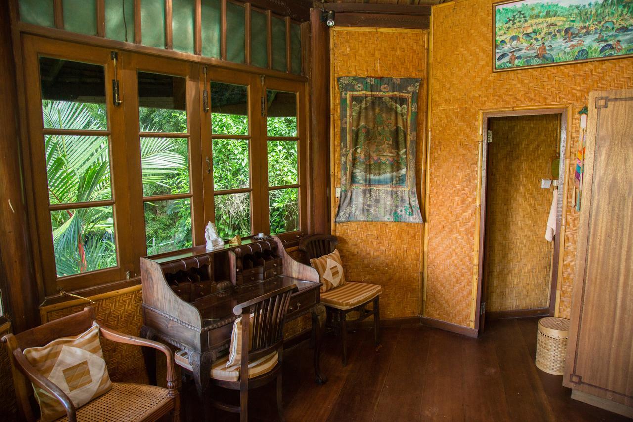 Tirtagangga Water Palace Villas 까랑아섬 외부 사진